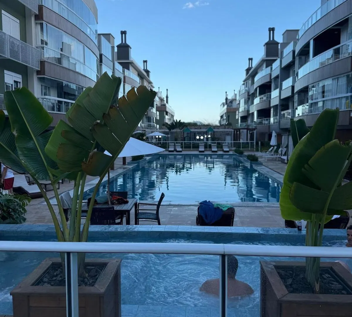Apto Frente Mar, Cond Sun Club contacts